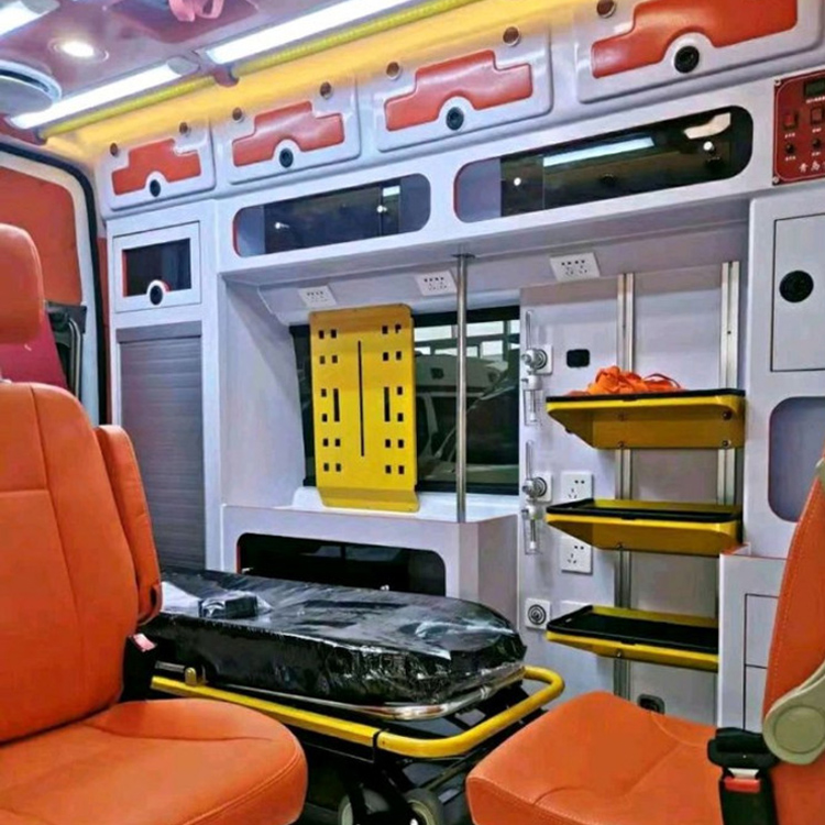 长城区长途救护车护送病人租赁价格